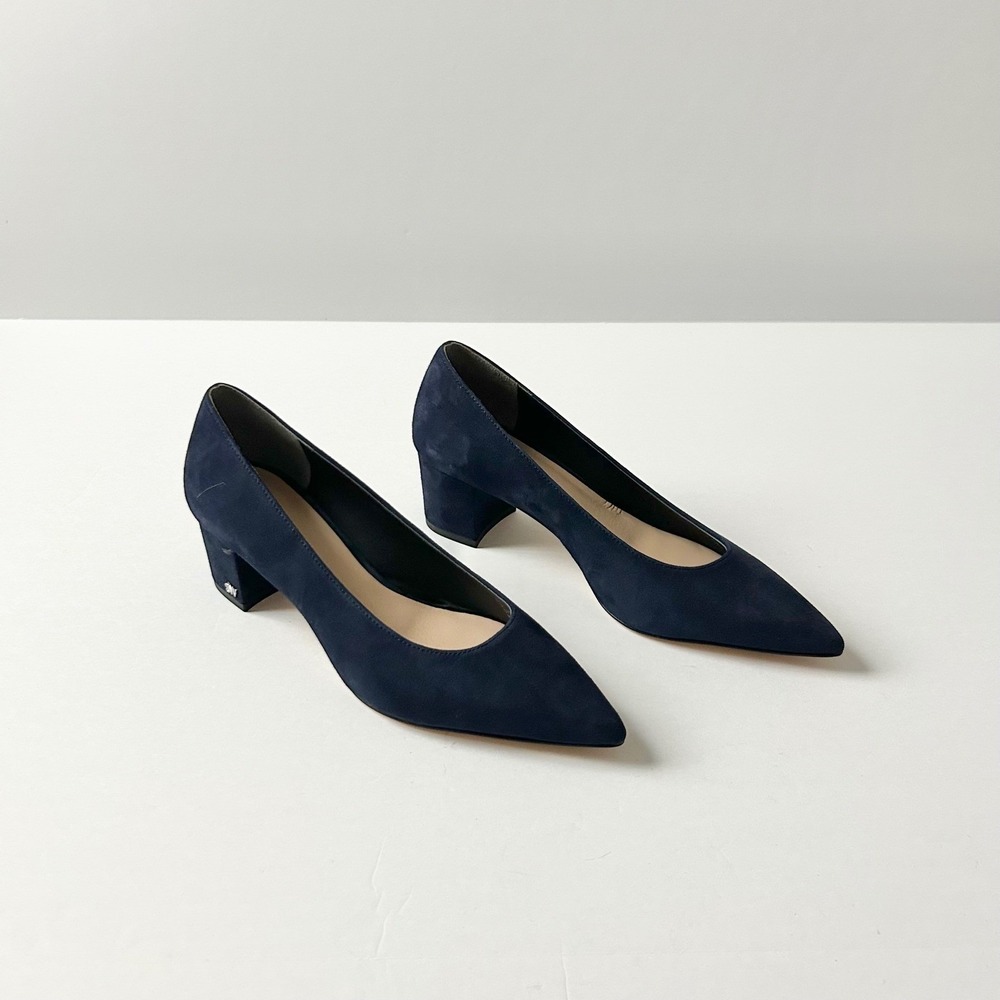 Stuart Weitzman Klara 50 Block Pump Heels Navy Blue Suede Pointed Toe Size 6.5